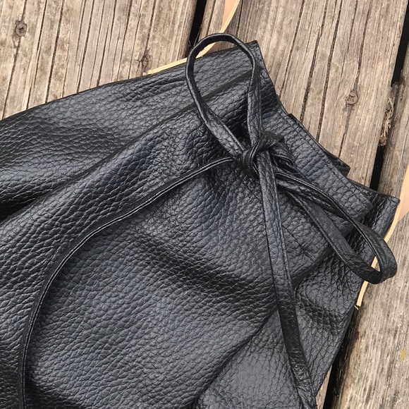 Handbags - leather cinch bag